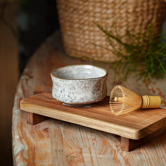 Ceramic Matcha Bowl with Stone-Texture Grey Glaze