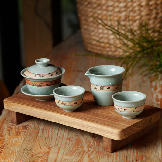 Crackle-Glaze Porcelain Tea Set with Bamboo Calligraphy Band